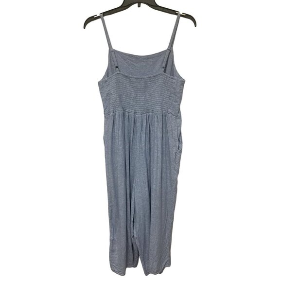 Old Navy Spaghetti Strap Cropped Wide Leg‎ Jumpsuit Linen Blend Chambray Smocked - Picture 2 of 11
